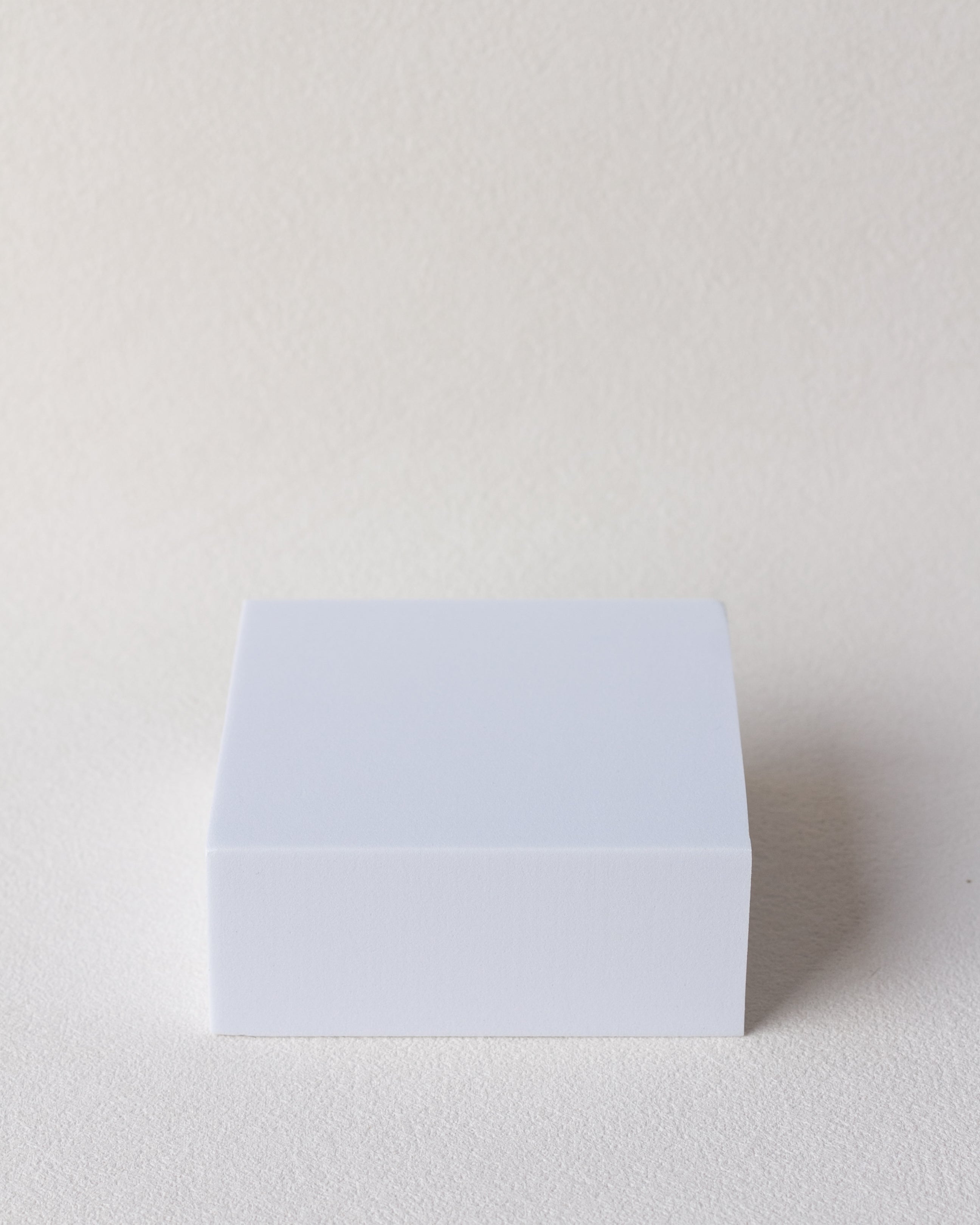 Pedestal Blanco Cuadrado